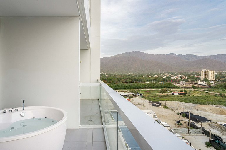 Private Jacuzzi | Romantic Stay w/ Sunset