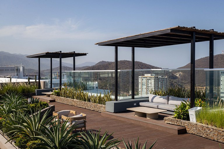 Serene luxury with private beach access for 4