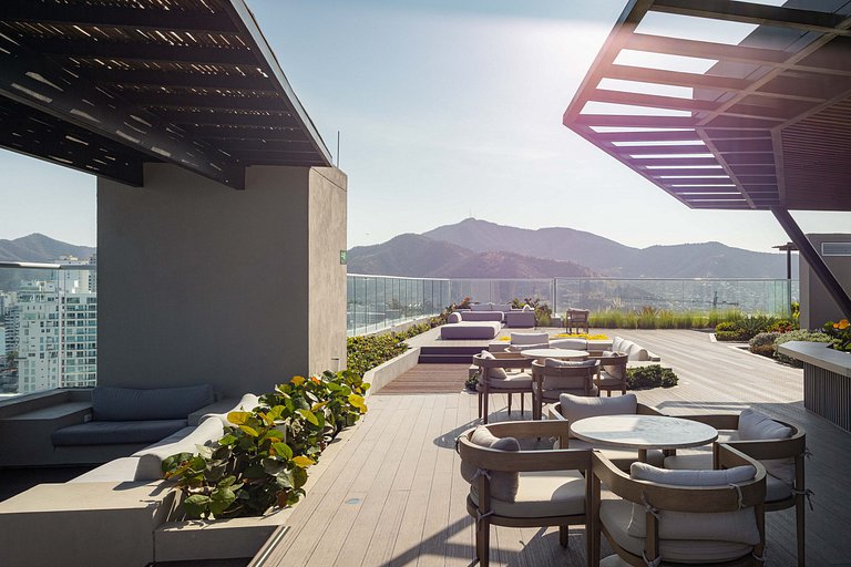 Serene luxury with private beach access for 4