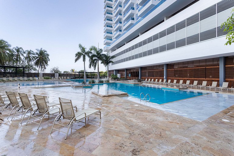 Serene luxury with private beach access for 4