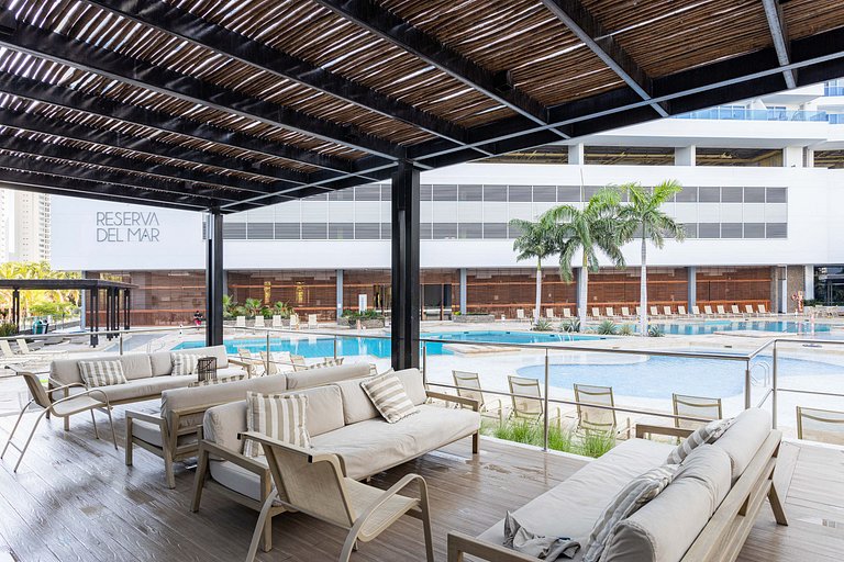 Serene luxury with private beach access for 4