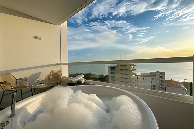 Escápate  jacuzzi y vista al mar