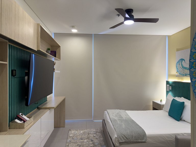 Loft for 3 with Private Jacuzzi & Ocean View