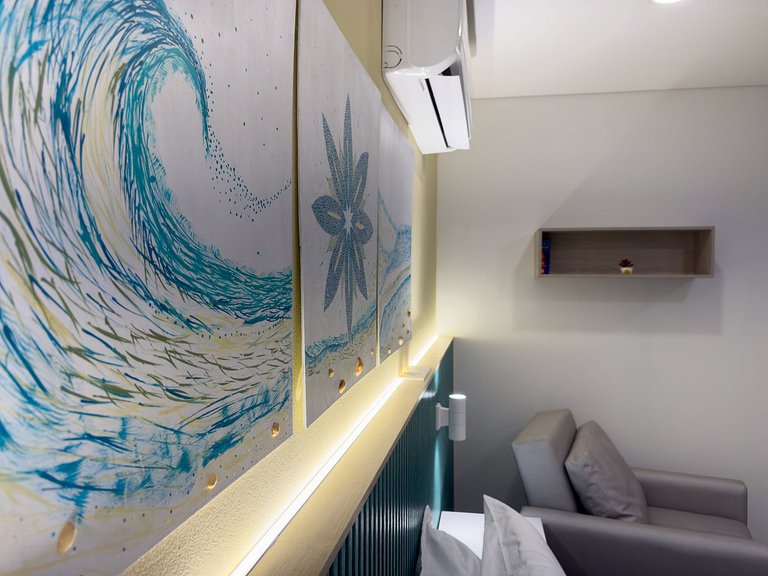 Loft for 3 with Private Jacuzzi & Ocean View