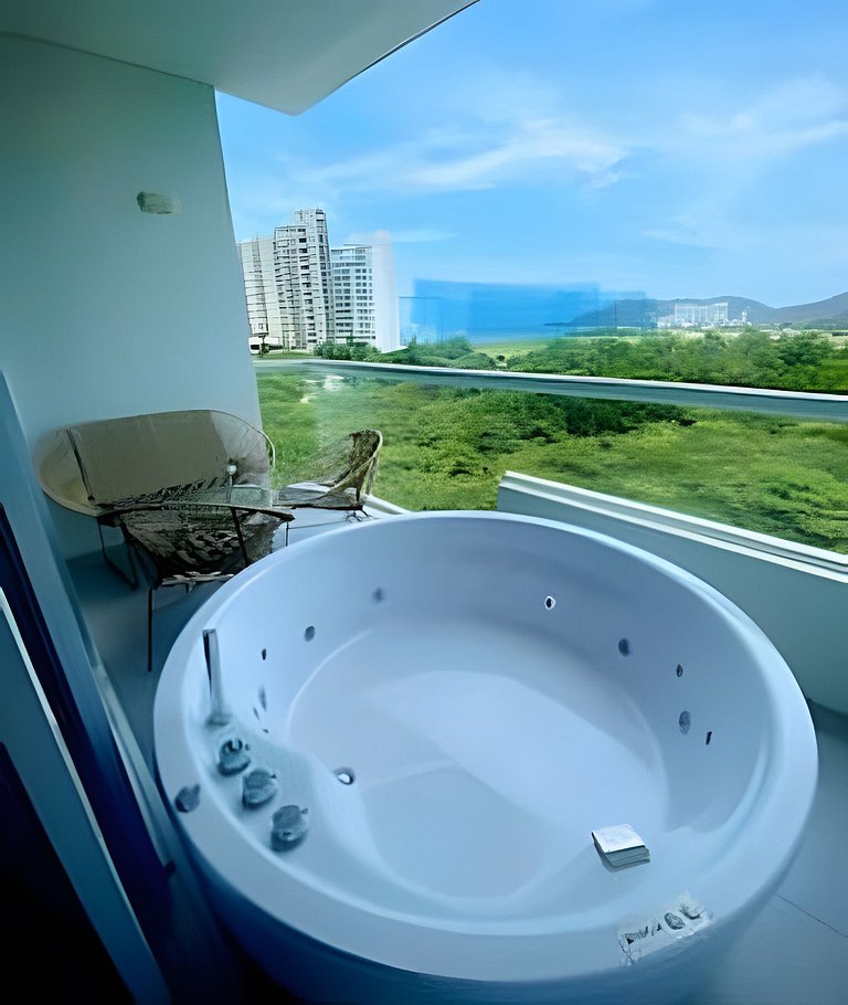 Suite Premium Jacuzzi Vista al mar BelloHorizonte